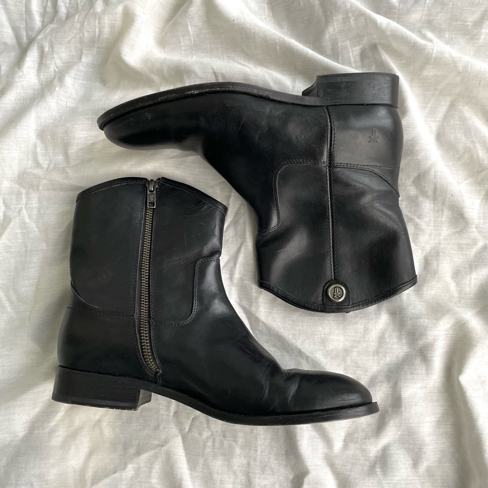 Frye Melissa Button Short Boot